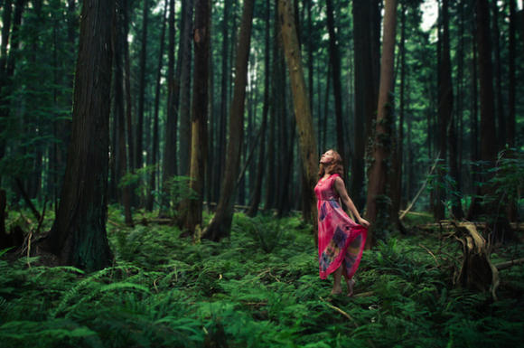 少女Elizabeth Gadd與大自然心神共舞