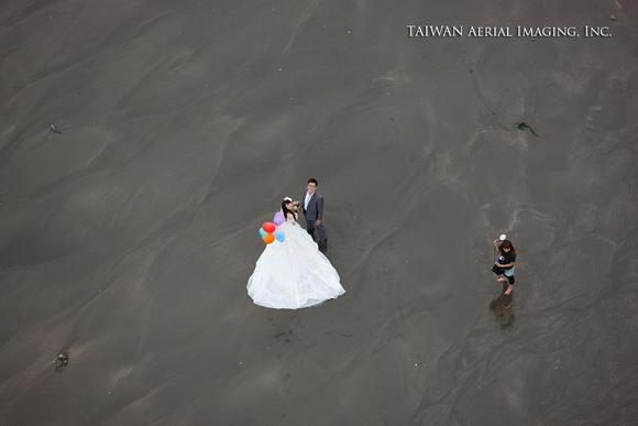 《尋人啟事—沙灘上的王子與公主》 《尋人啟事—沙灘上的王子與公主》