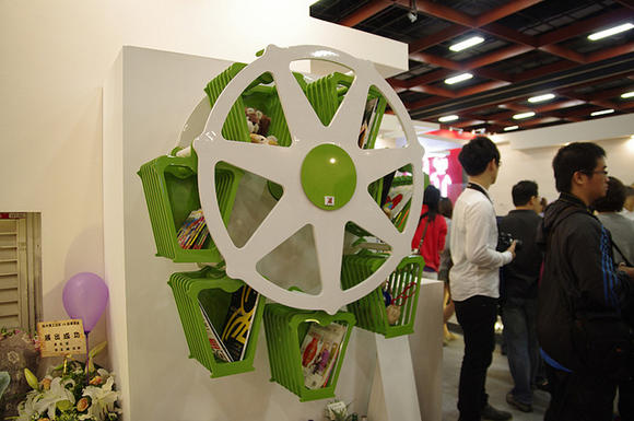 自家遊樂場系列  摩天輪書櫃