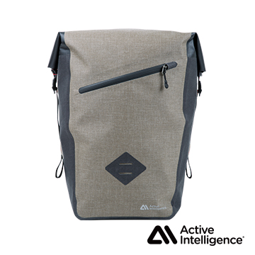 Active Intelligence_Journey 防⽔側掛袋（16L）