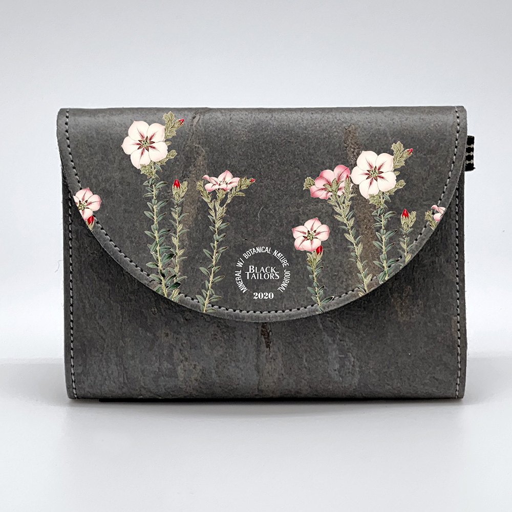 BLACK TAILORS_礦石上的植物圖鑑系列 護照／筆記本夾 黑礦底 （ 12 款選）