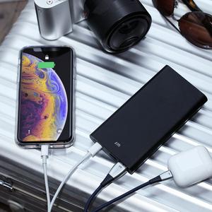 Just Mobile_德國Gum™ Slim 鋁質三埠快充行動電源